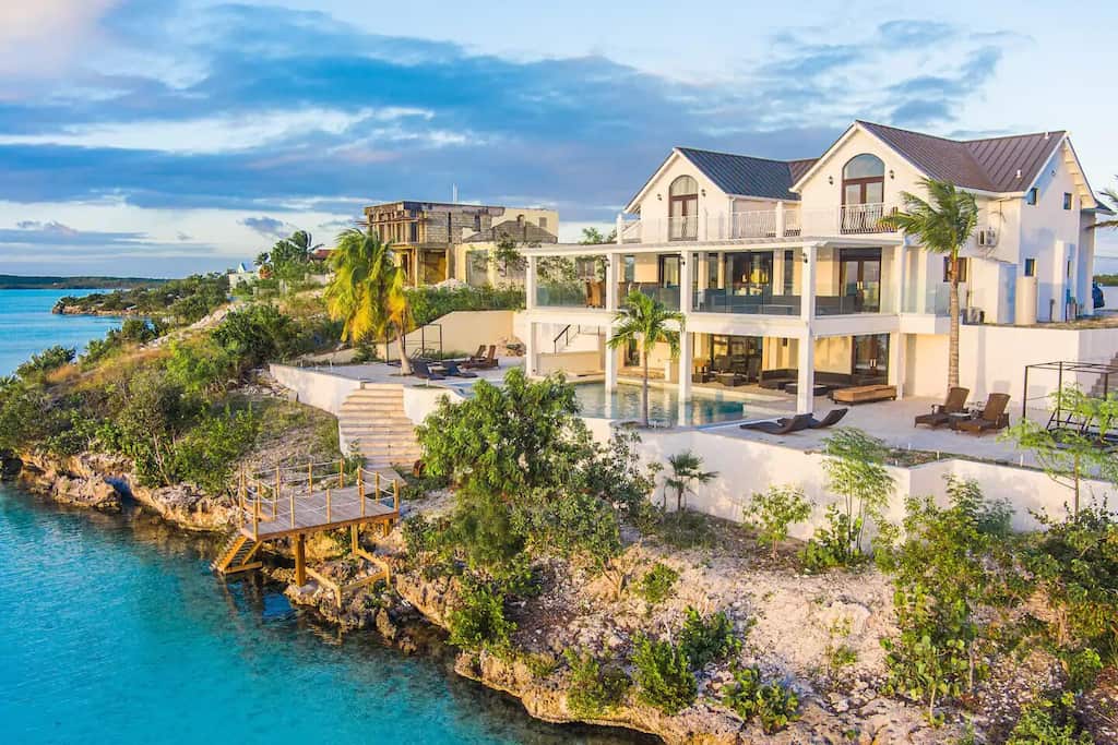 Endless Blue Villa | Caicos Villa Management Ltd